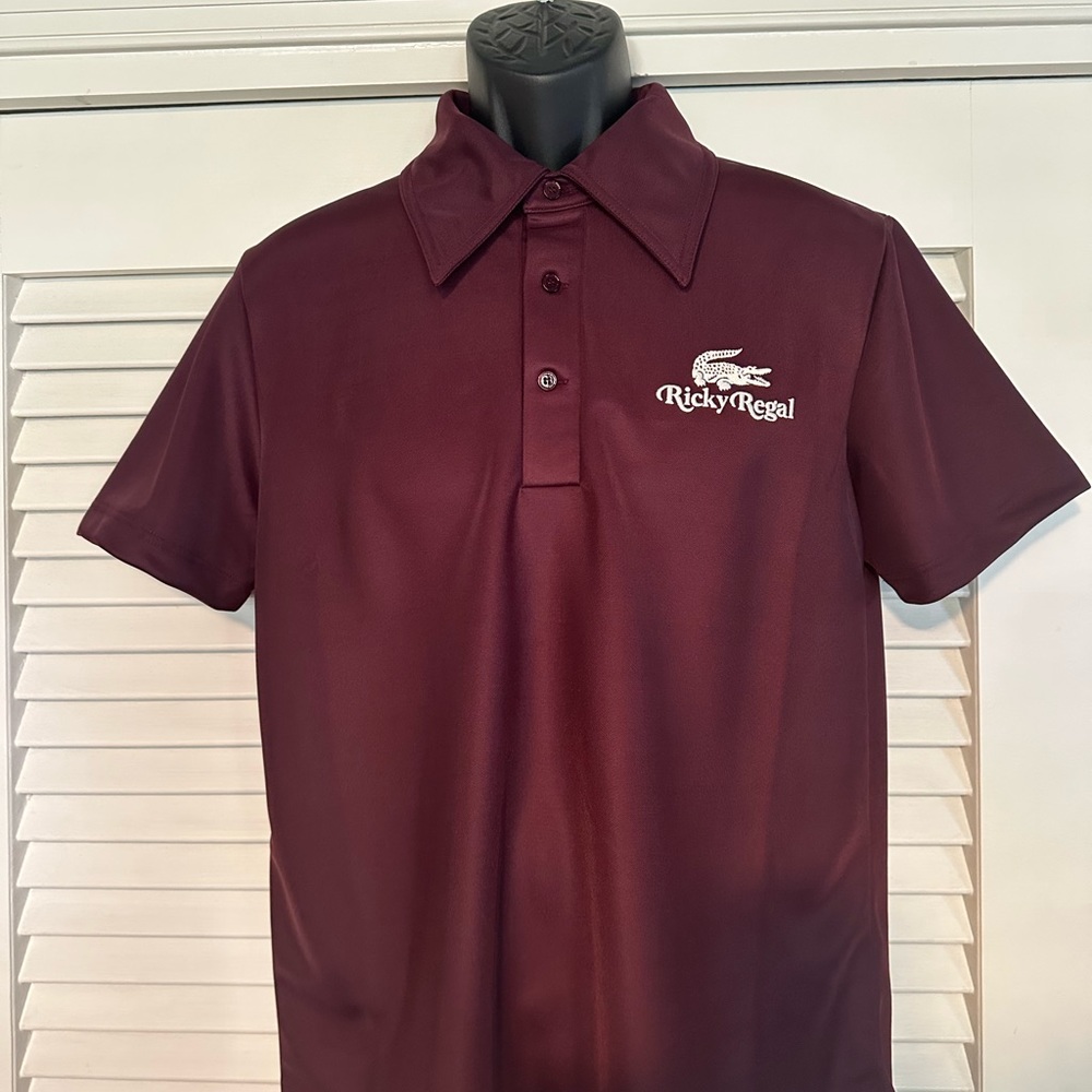 LACOSTE X RICKY REGAL | retro polo in bordeaux, size small